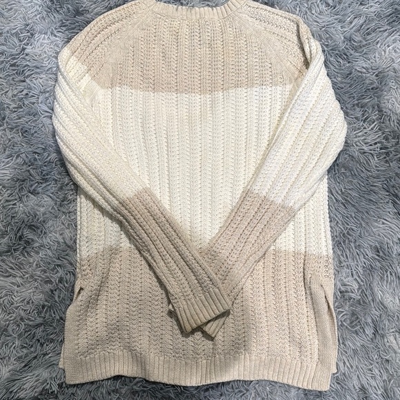 GAP Women's Cream and Tan Sweater - Picture 5 of 5